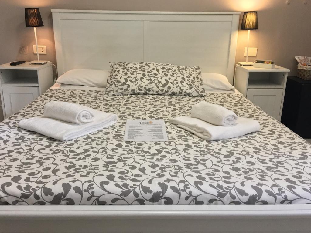 Bed & Breakfast Near *